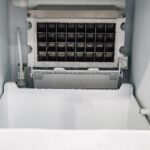 Summerset 15 Inch 55 lb. Outdoor Rated Ice Maker - IM-15N - Image 5