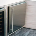 SUMMERSET - 24" 5.3c Outdoor Rated Refrigerator - Image 4