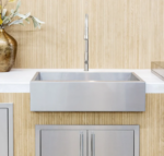 SUMMERSET - 32" Outdoor Rated Farmhouse Sink SNK-32FH-P