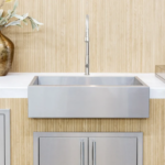 SUMMERSET - 32" Outdoor Rated Farmhouse Sink SNK-32FH-P