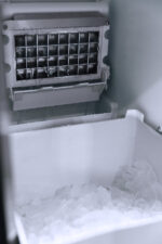 TrueFlame 15-Inch Outdoor Rated Ice Maker w/Stainless Door 50 lb. Capacity - TF-IM-15N - Image 4