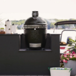 Lynx 18-Inch Built-In Ceramic Kamado Charcoal Grill Black - LCGRBK - Image 3