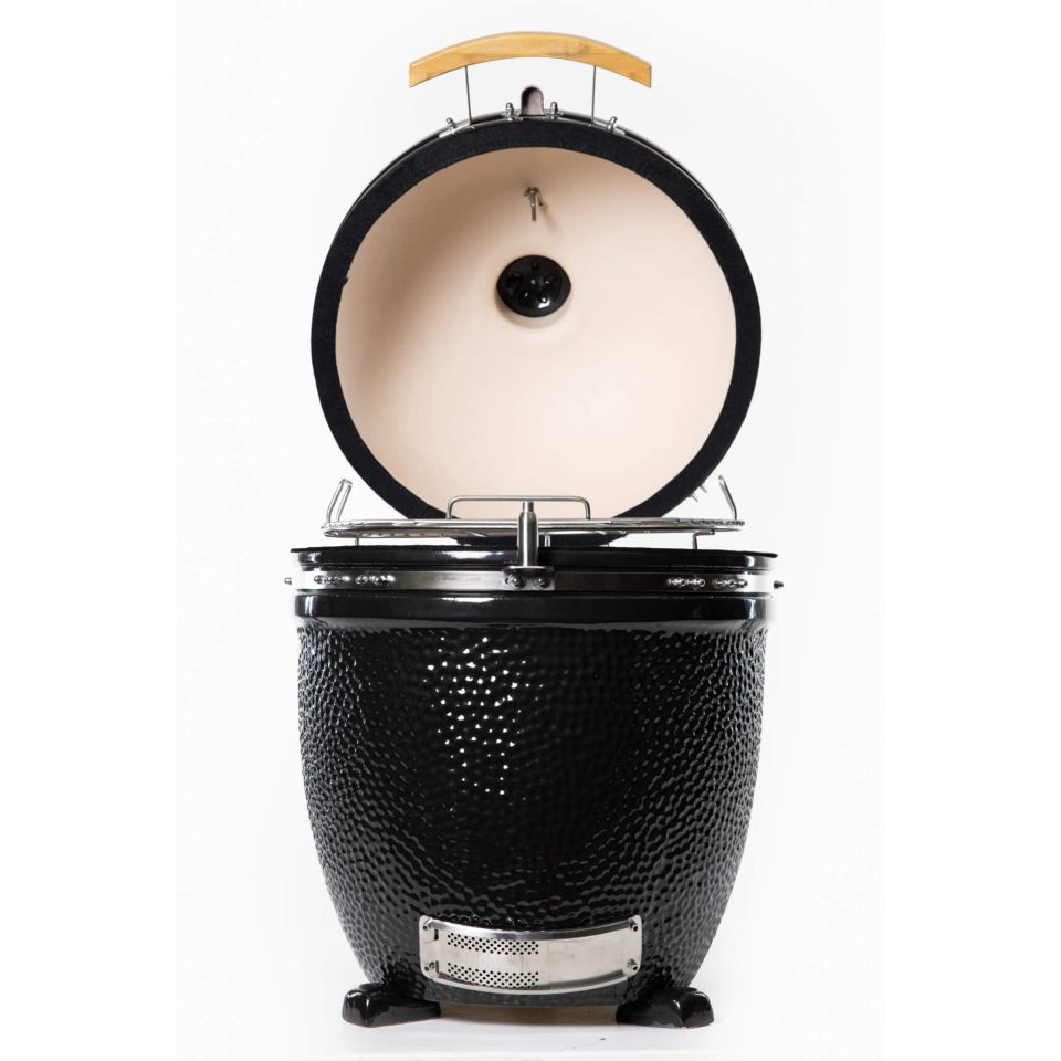 Coyote Asado kamado, lid open