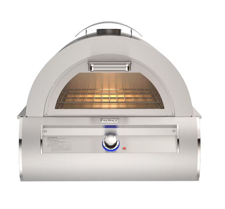 High-end Fire Magic Echelon Diamond Built-In Gas Pizza Oven—perfect for gourmet outdoor kitchens.