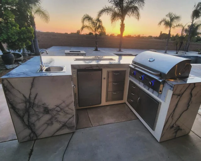 The sun sets, the sizzle starts. 🔥🌅
An evening well spent in the heart of the backyard — flames dancing, flavors rising, and every detail built for unforgettable moments.

Craft your perfect space.

#BackyardSunset #OutdoorLivingElevated #IslandGrilling #BestOfBackyard #BBQAtGoldenHour