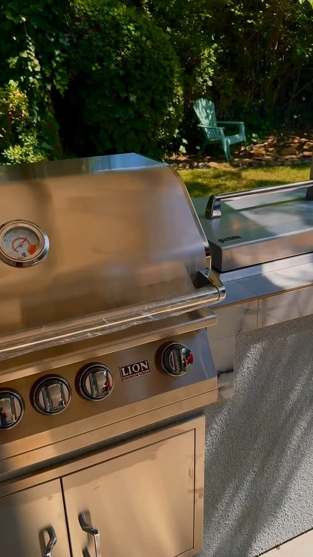 🔥 Lion 32” Grill? Check.
🔥 Double side burner? Yup.
🔥 Fire feature down the bar top? Absolutely.
🔥 Sink for serious snack duty? You bet.

Tucked under a breezy patio and wrapped in marble-look stone, this backyard is doing the most — and we’re here for it.

Built by Best of Backyard. Designed for people who don’t do basic. Click the link on the bio for more fun. 

#BestOfBackyard #BackyardGlowUp #LionGrillVibes #OutdoorGoals #NotYourAverageBBQ #BackyardLuxury